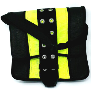 UNIKAT Messenger-Tasche schwarz/neongelb/schwarz aus Feuerwehrschlauch - Upcycling | BACKDRA