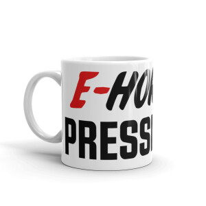 Kaffeetasse - E-Horn vs. Pressluft | BACKDRA