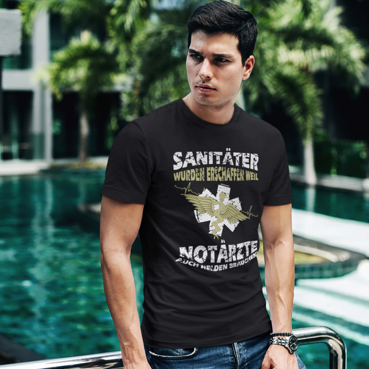 T-Shirt Männer | Sanitäter vs. Notarzt | BACKDRA