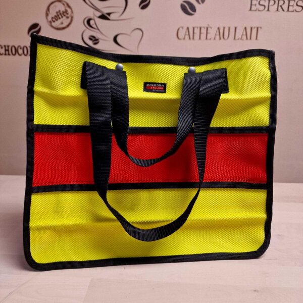 UNIKAT Einkaufstasche/Shopping Bag neongelb/rot aus Feuerwehrschlauch - Upcycling | BACKDRA